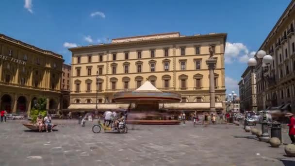 Gate at Square of Republic Piazza della Repubblica in Florence — Stockvideo