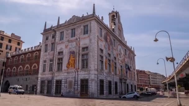 Włochy, Genova-Bank św Jerzego lub Casa delle prezenter e dei Banchi di San Giorgio w Genui. jeden z najstarszych banków w Europie, słynny starożytny budynek w porcie starego miasta — Wideo stockowe