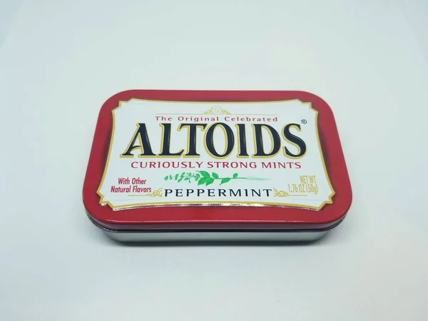 Wilmington Delaware Usa 2019 November Borsmenta Altoids Fémdoboz Fehér Elszigetelt — Stock Fotó