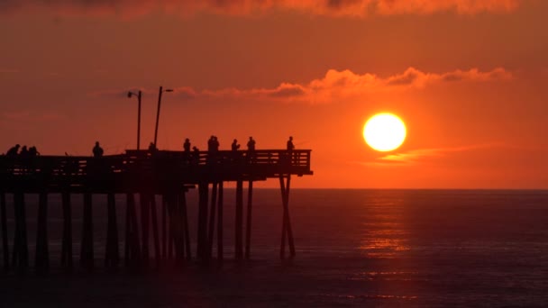 Vacker Soluppgång Med Utsikt Över Fiskepiren Vid Virginia Beach Usa — Stockvideo