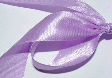 pastel renkler leylak mor atlas ribon yay