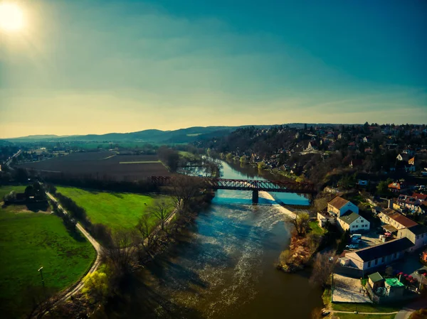 Cernosice Drohnenflug Moldau Flussbauernhöfe Zug — Stockfoto