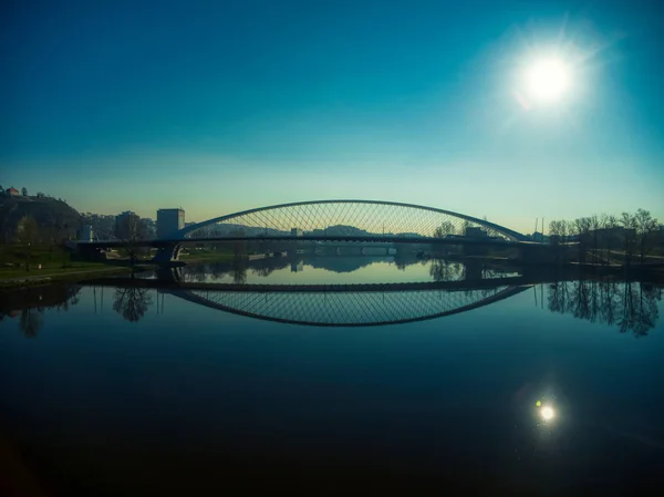 Puente de Troja futurista en Holesovice Praga Imagen de stock