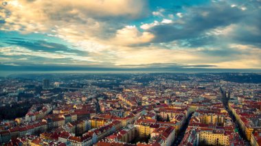 Prag havadan görünüm ışık ışınları