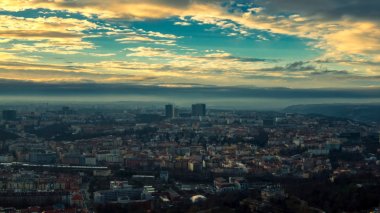 Prag havadan görünüm ışık ışınları