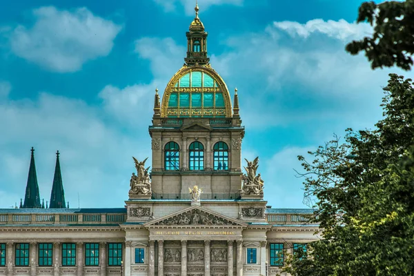 国家博物馆在布拉格 — 图库照片