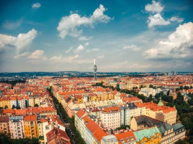 Zizkov Prag TV Kulesi havadan görünümü