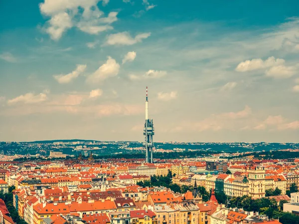 Letecký pohled na pražskou televizní věž v Zizkov — Stock fotografie