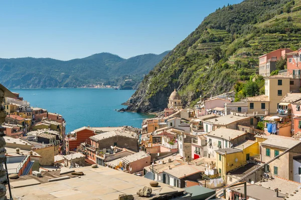 Pittoresca città di mare . — Foto Stock