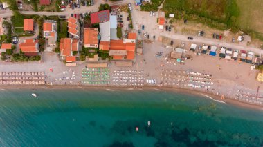 Harika bir plaj tesisi görünümünü açılır.