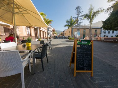 Buenavista, İspanya - 6 Şubat: 6 Şubat 2019 Buenavista, İspanya üzerinde geleneksel İspanyol şehrin Main Plaza