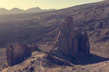 Muhteşem lav formları birçok şekil ve boyutlarda volkanik aktivite sonucunda,