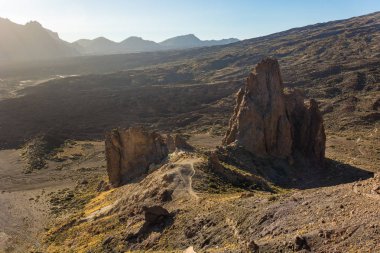 Muhteşem lav formları birçok şekil ve boyutlarda volkanik aktivite sonucunda,