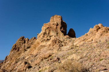 Muhteşem lav formları birçok şekil ve boyutlarda volkanik aktivite sonucunda,
