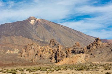 Muhteşem lav formları birçok şekil ve boyutlarda volkanik aktivite sonucunda,