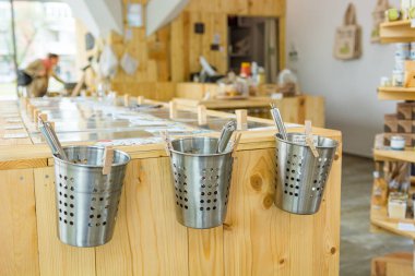 Sıfır atık depolama nın içinde sıfır atık yaşam tarzını teşvik.