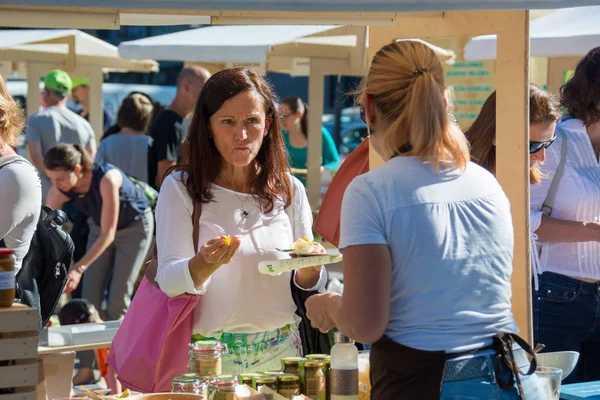 Ljubljana, Slovenia - September 13: Official opening of first Zero waste store Rifuzl, on September 13 in Ljubljana, Slovenia — Stock Photo, Image