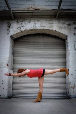 Kentsel Yoga - Los Angeles'ta Bir Kadın Yogi