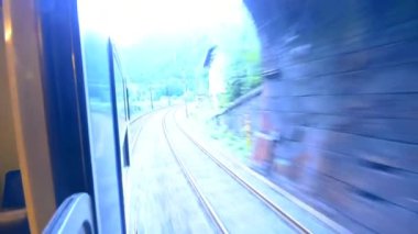 Semmering Unesco mirası doğal demiryolu hattı, Alpler, Avusturya, yolcu treninden görünümü