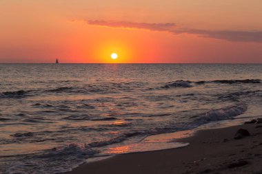 Güzel yaz manzarası, Yunanistan'da gün batımı. Yaz, tatil, tatil vibes