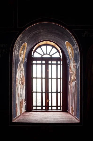 Sérvia Vlasotince Agosto 2020 Vista Livre Uma Janela Igreja Ortodoxa — Fotografia de Stock