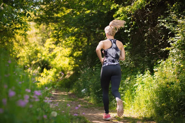 Young Blonde Girl Running Nature Healthy Lifestyle Sport Concept — Stock Photo, Image