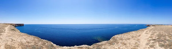 Hermosa Vista Del Cabo Con Costa Rocosa Del Mar Negro — Foto de Stock