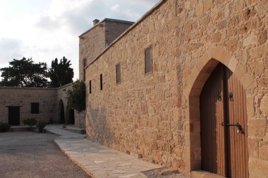 Afrodit Sanctuary'deki müze binası, Kıbrıs