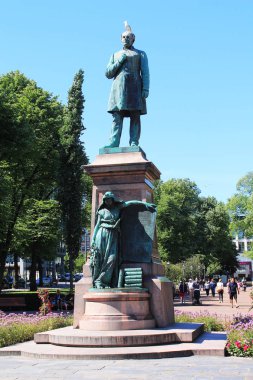 Şair Ludwig Runeberg 'in Kordon Parkı' ndaki anıtı.
