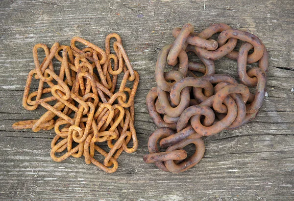 Old rusty chain — Stock Photo, Image