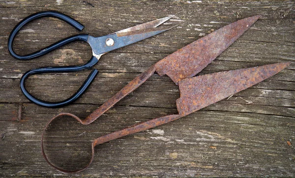Vintage zardzewiały nożyczki — Zdjęcie stockowe