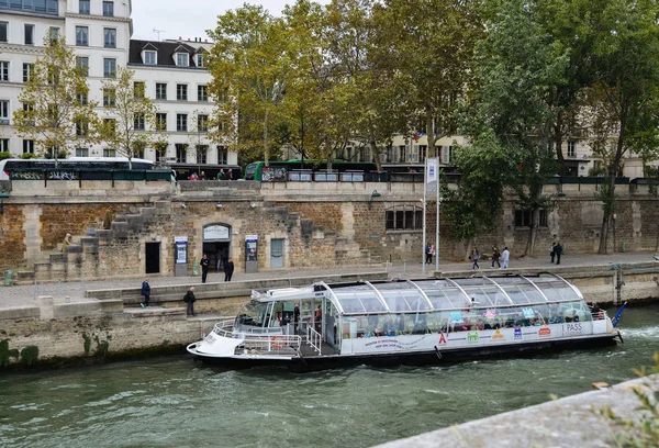 Paris Franciaország Október 2018 Turisztikai Komp Vitorlás Seine Paris France — Stock Fotó