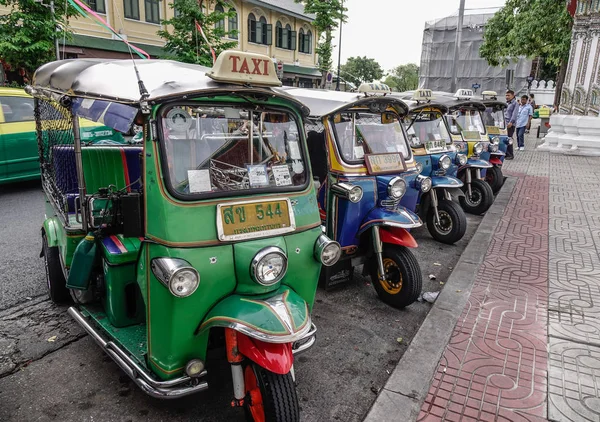 Μπανγκόκ Ταϊλάνδη Σεπ 2018 Tuk Tuk Ταξί Στο Δρόμο Στην — Φωτογραφία Αρχείου