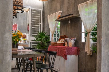Dalat, Vietnam - 13 Kasım 2018. İç Tasarım Mutfak Dolapları Dalat, Vietnam için kırsal evinde.