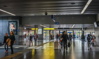 Bruges, Belçika - 5 Ekim 2018. Ana Tren İstasyonu, Bruges, Belçika İçişleri. Bruges (Brugge) Flanders, Kuzey Belçika pitoresk bir şehirdir.