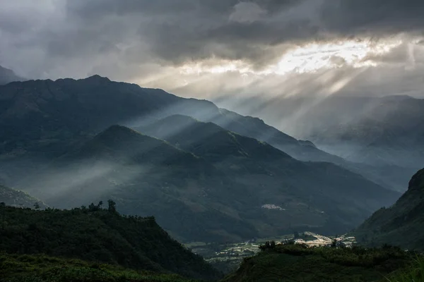 Paisagem Montanhosa Monte Fansipan Pôr Sol Norte Vietname — Fotografia de Stock