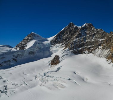 Jungfraujoch Station, İsviçre görünümünden Alp dağlarının görünümü.