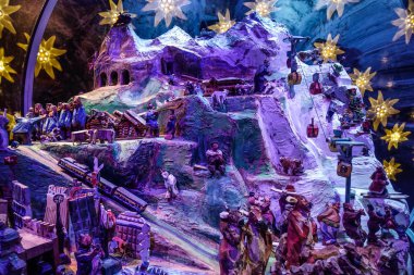 Jungfrau, İsviçre - 20 Ekim 2018. Büyük kristal kartopu, Ice Palace of Jungfraujoch Station (İsviçre).