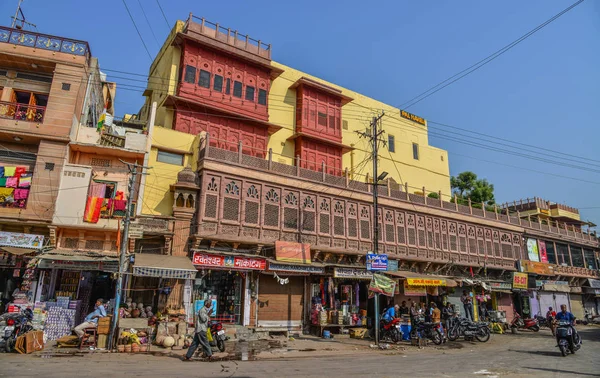 Jodhpur, Hindistan - 6 Kasım 2017. Jodhpur, Hindistan ghanta Ghar Pazar. Jodhpur Rajasthan eyaletinde ikinci büyük kentidir.