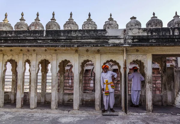 Jodhpur Indien Nov 2017 Vakterna Traditionell Dräkt Mehrangarh Fort Byggdes — Stockfoto