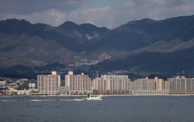 Onomichi, Japonya - 28 Aralık 2015. Cityscape Onomichi, Japonya. Onomichi boyunca Seto iç denizi Doğu Hiroşima prefecture bulunan şirin bir kasaba olduğunu.