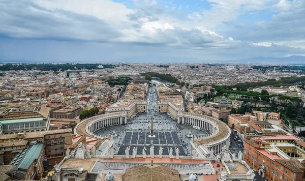 Вид Площадь Святого Петра Piazza San Pietro Рим Купола Собора — стоковое фото