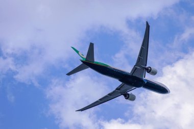 Saigon, Vietnam - 6 Ocak 2019. Boeing 777-300er uçak Eva Tan oğlu Nhat Havaalanı (Sgn) Saigon (Ho Chi Minh City), Vietnam kalktıktan hava.