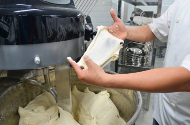 Tablo bir fırın ekmek hamur hazırlanıyor. Gıda arka plan.