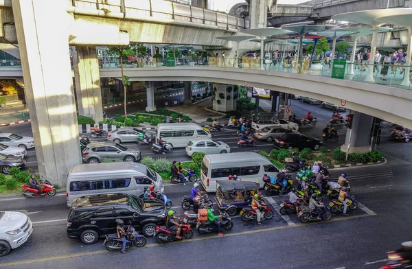 Bangkok Tailandia Diciembre 2018 Vehículos Calle Bangkok Tailandia Tráfico Sido —  Fotos de Stock