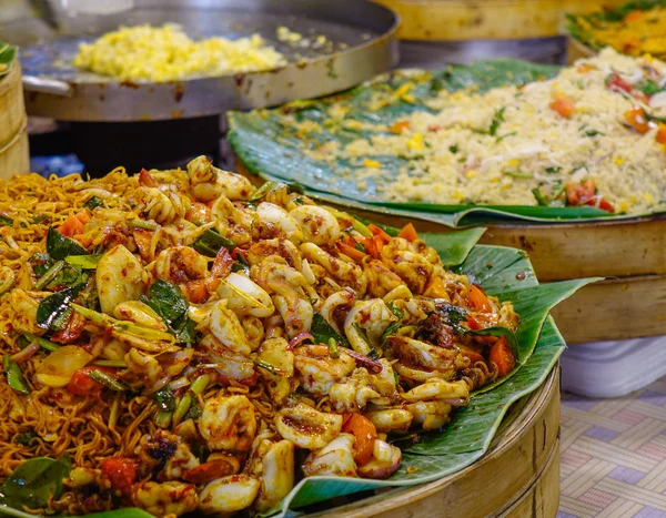 Nouilles Fruits Mer Thaïlandais Vendre Marché Rue Bangkok Thaïlande — Photo