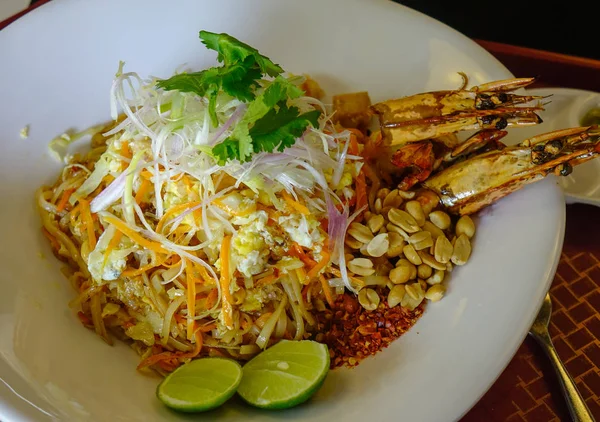 Pad Thai Krewetek Lokalnej Restauracji Bangkok Tajlandia — Zdjęcie stockowe