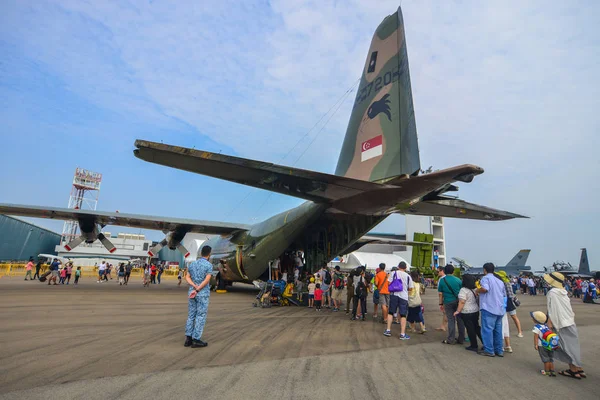 Singapur Şubat 2018 Changi Singapore Sergilenen Bir Lockheed 130 Hercules — Stok fotoğraf