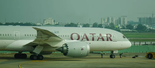 Singapore Feb 2018 Qatar Aircraft Docking Changi Airport Singapore Changi — Stock Photo, Image