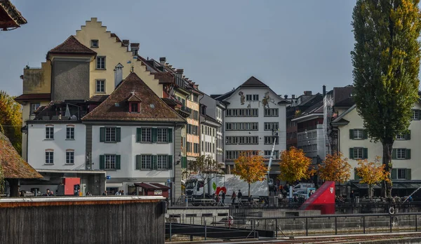 瑞士卢塞恩 2018年10月23日 历史悠久的瑞士卢塞恩市中心 卢塞恩 卢塞恩 是瑞士中心地带的一座美丽的小城市 — 图库照片